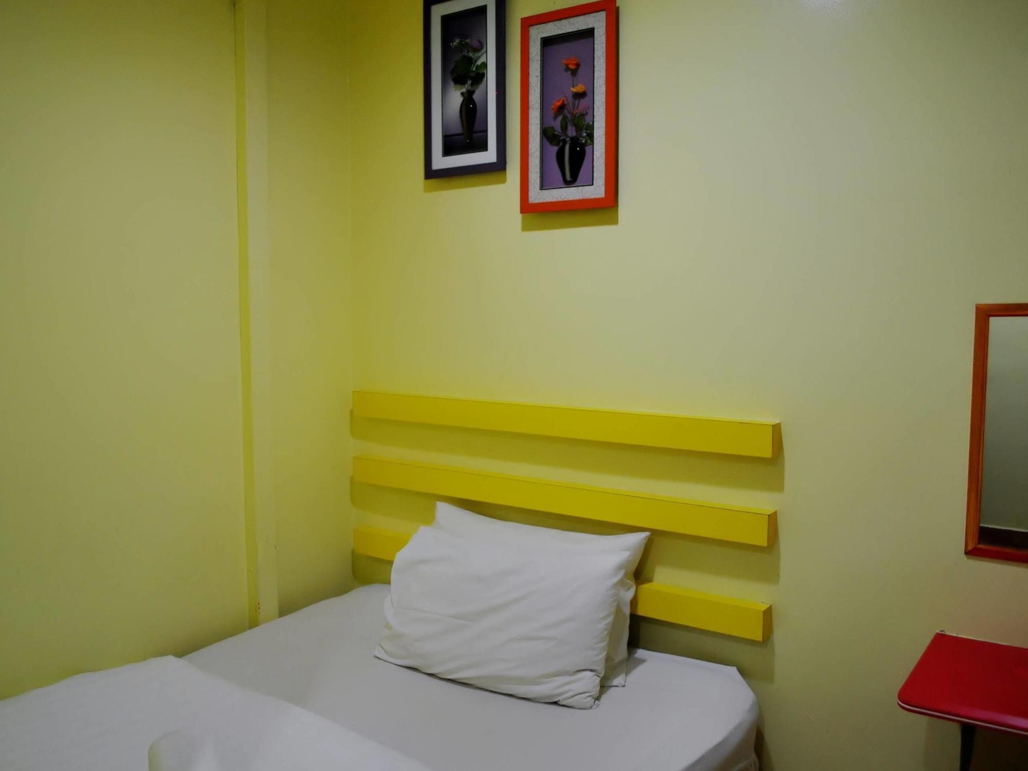 Rest & Go Hotel Shah Alam @ Uitm & Hospital Shah Alam Exterior photo